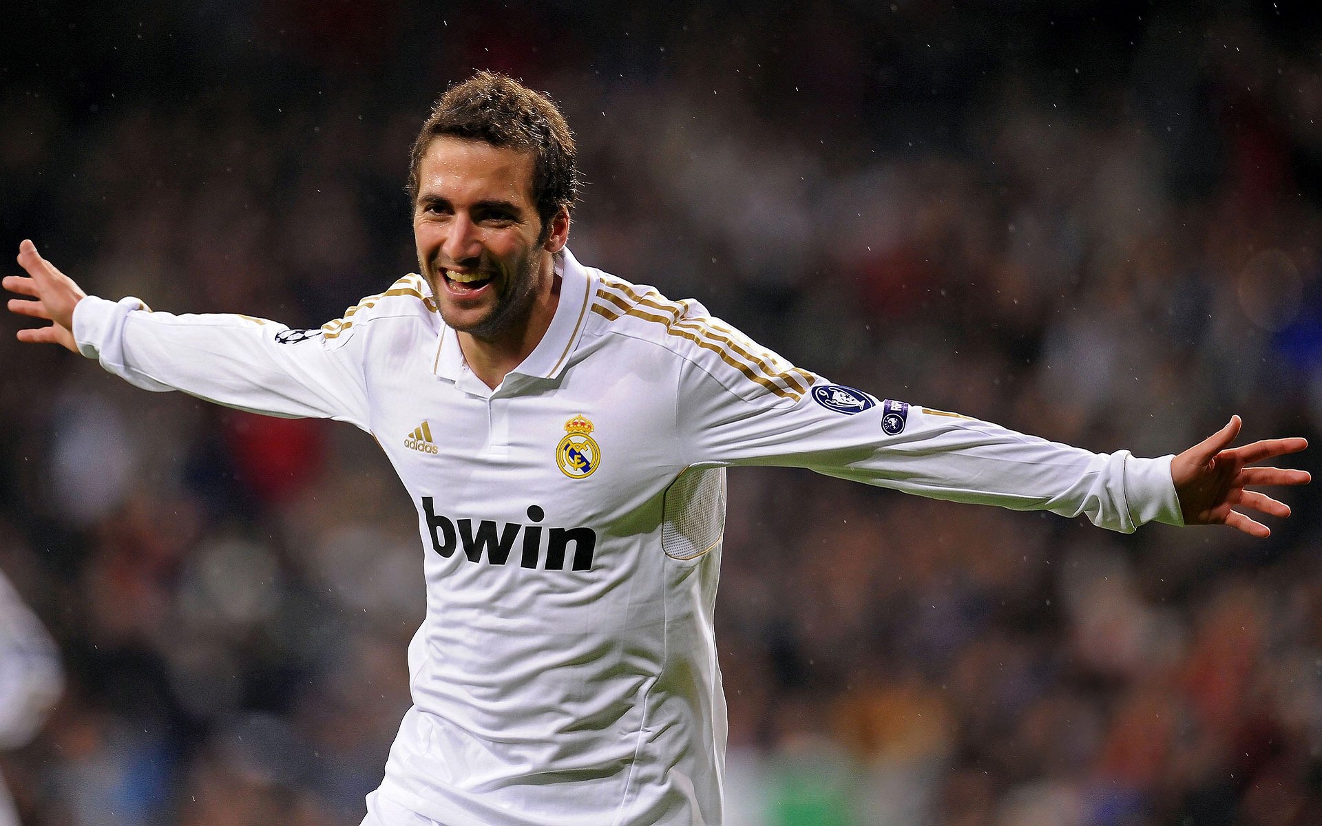 巴西收割韩国,当桑巴军团在世界杯赛场与欧冠舞台的哈弗茨交响共鸣