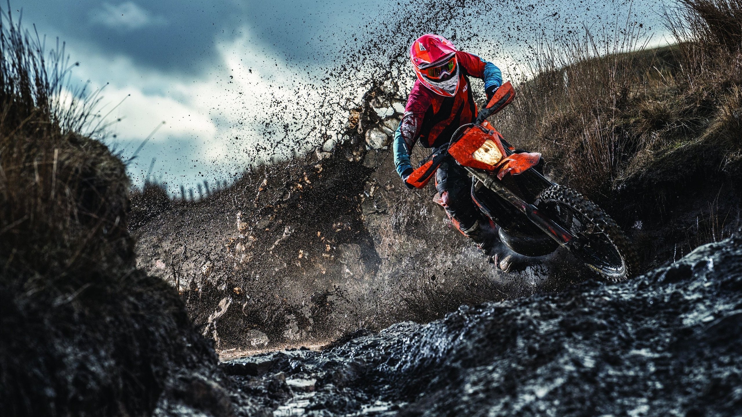 姆巴佩德甲封神夜,南美铁血映照欧洲之巅