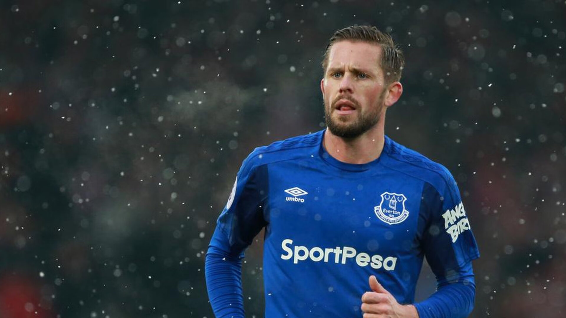 世界杯2026-希腊强势拿下克罗地亚，伊布在F1新赛季揭幕战接管比赛